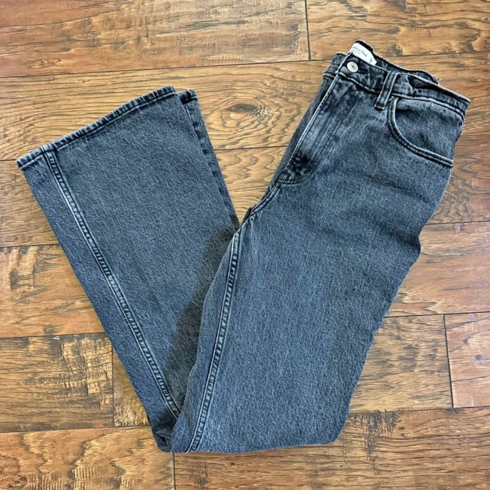 Abercrombie and Fitch, high-rise, the vintage flare